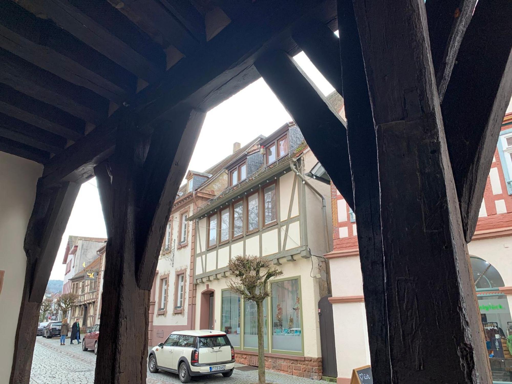 Apartment Am Historischen Rathaus Michelstadt Exterior foto